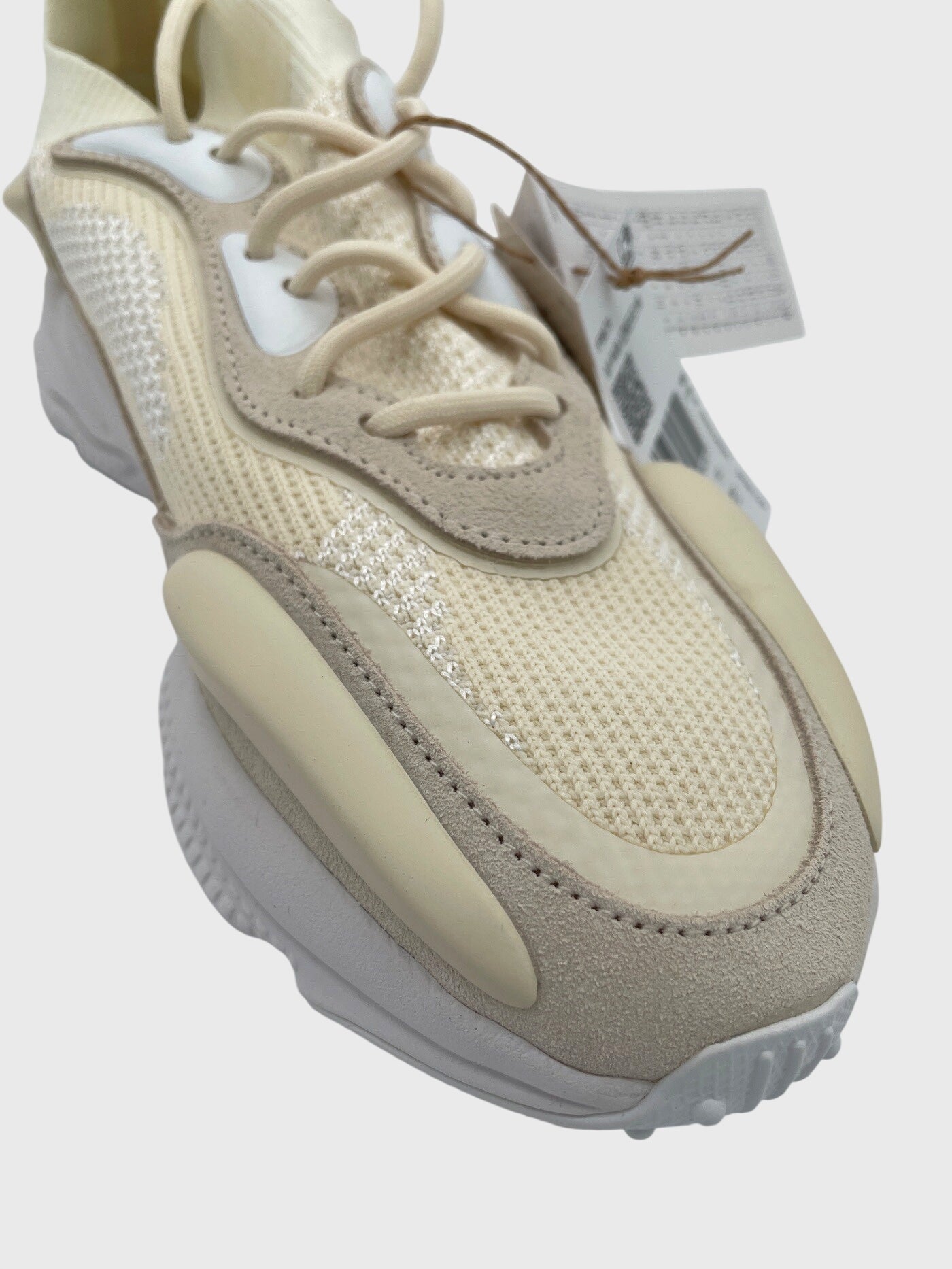 Adidas x Ivy Park OZWEEGO KNITTED Low Top Sneaker EU 42 Beige