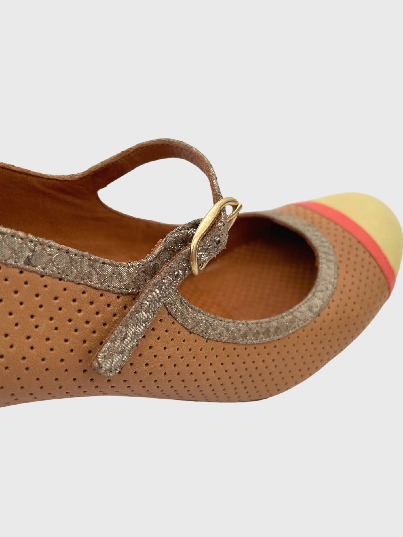 Chie Mihara Mary Jane Klassischer Pump EU 41 Braun