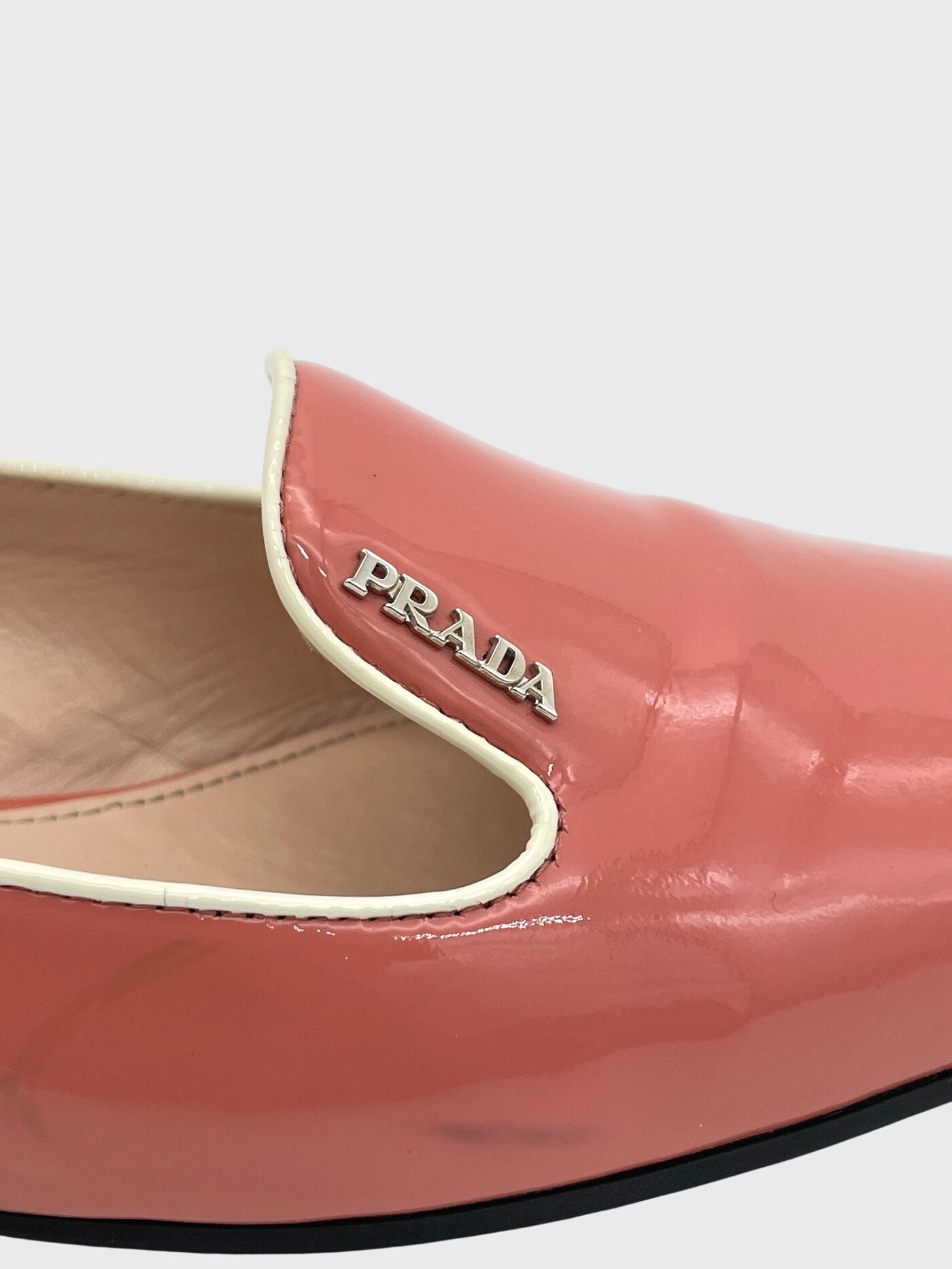 Prada Vernice Loafer EU 38.5 Pink