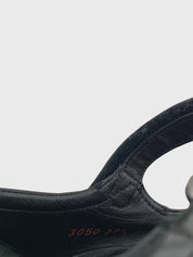 Prada Mary Jane Klassischer Pump EU 39.5 Schwarz
