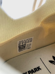 Adidas x Ivy Park OZWEEGO KNITTED Low Top Sneaker EU 42 Beige