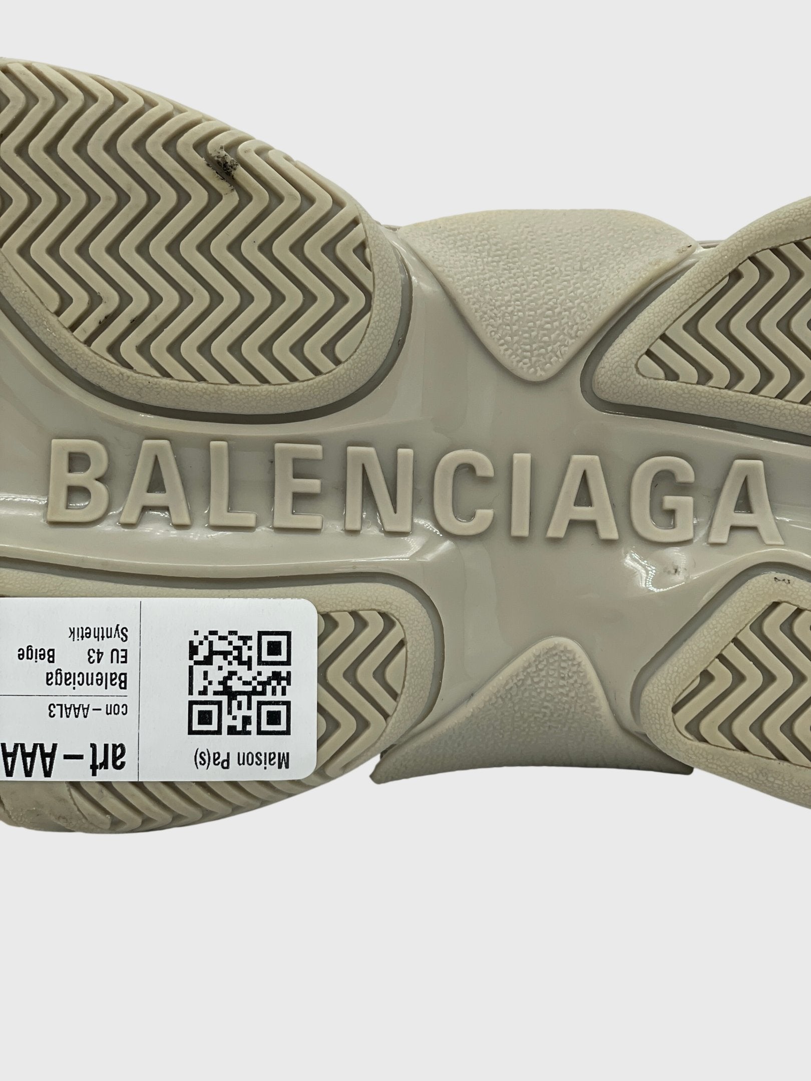 Balenciaga Triple S Low Top Sneaker EU 43 Beige
