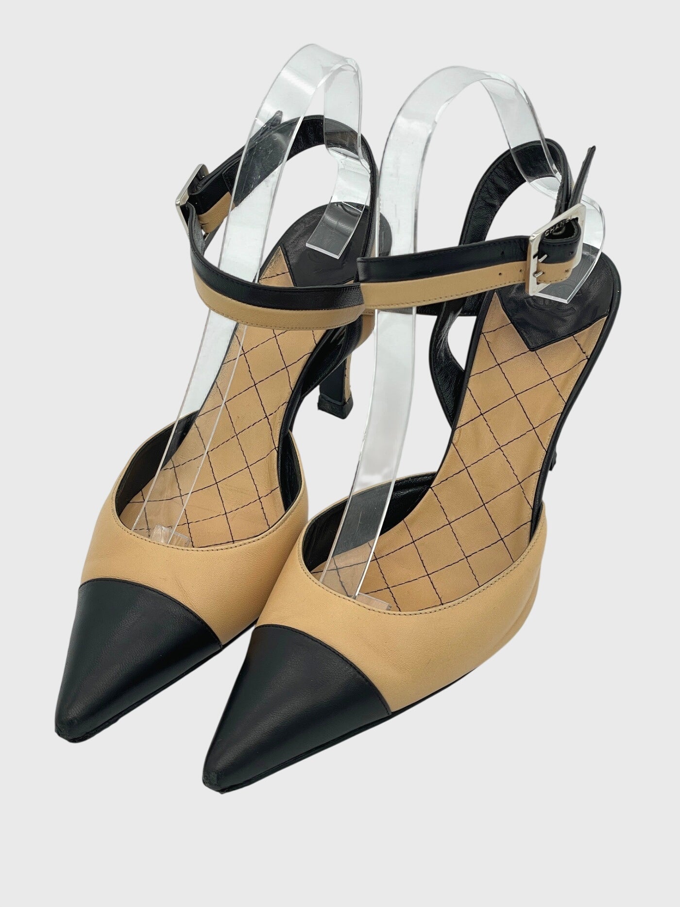Chanel Cap-Toe Ankle Strap Pump EU 36.5 Mehrfarbig