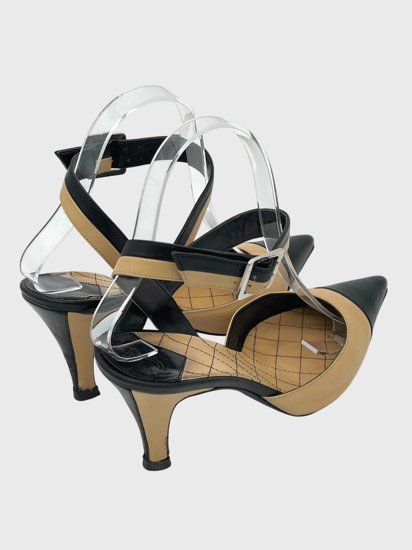 Chanel Cap-Toe Ankle Strap Pump EU 36.5 Mehrfarbig