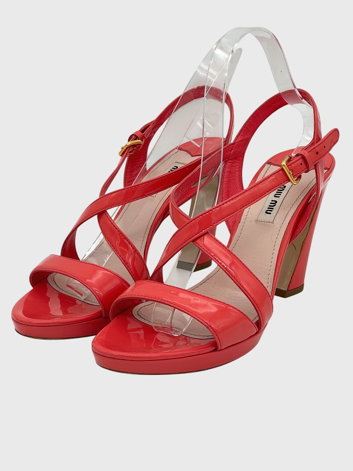 Miu Miu Patent Leather Platform Sandale mit Absatz EU 39.5 Rot - Image 3