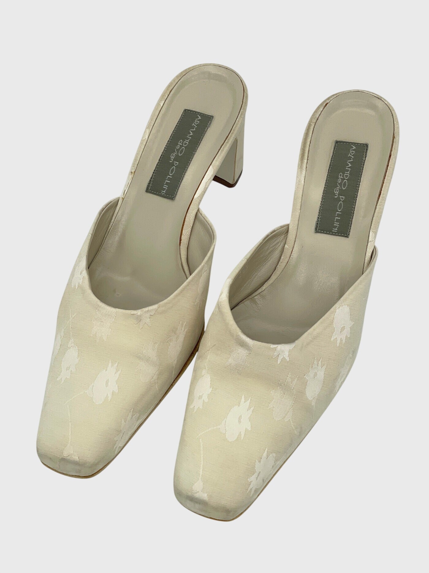 Pollini Vintage Pump EU 38.5 Beige - Image 3