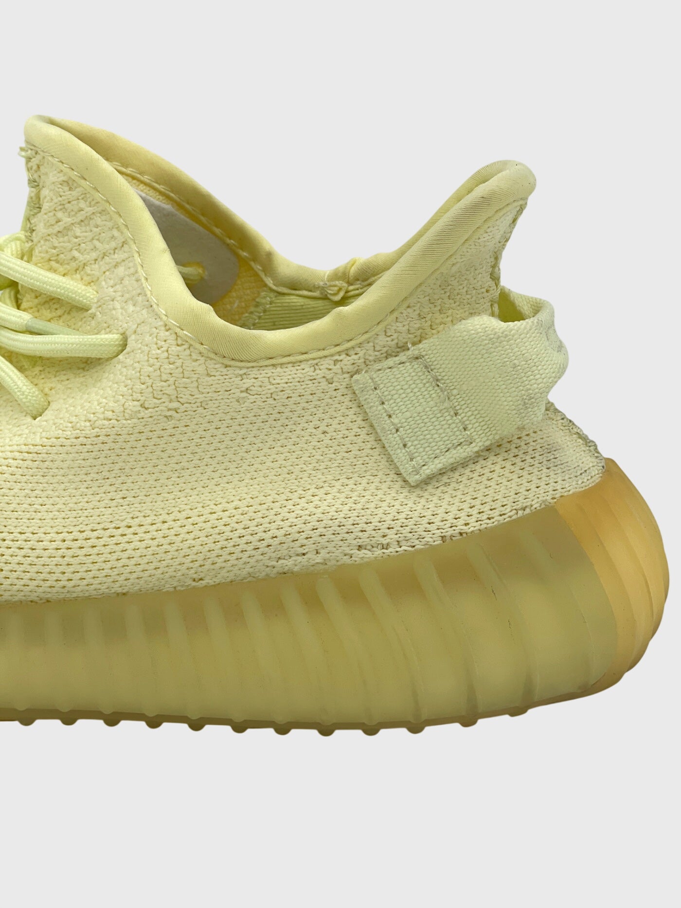 Adidas Yeezy 350 V2 Butter Low Top Sneaker EU 39.5 Gelb - Image 3