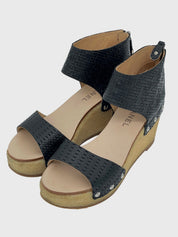 Chanel Woven Wedge Studded Sandale mit Absatz EU 39 Schwarz - Image 3