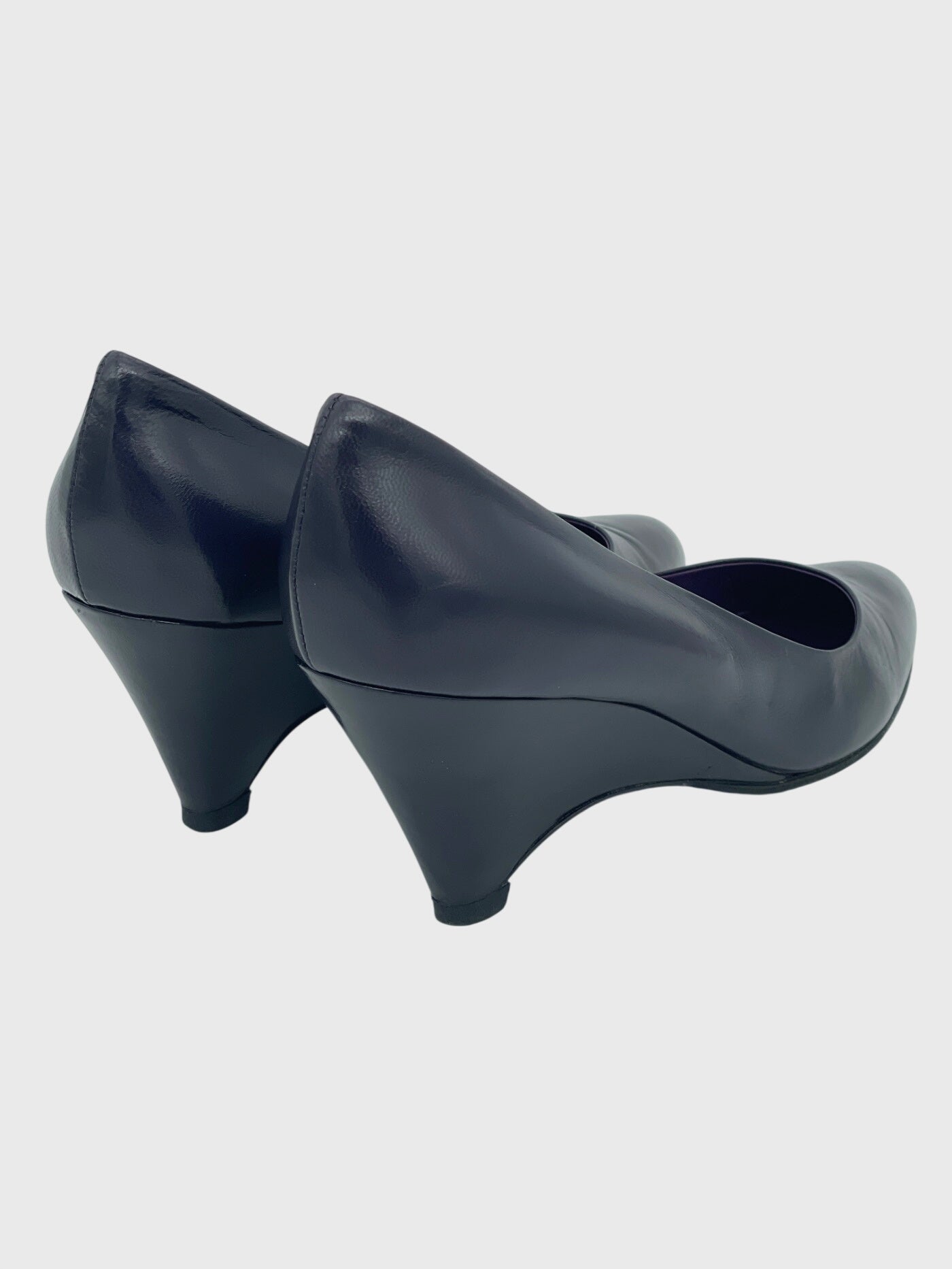 Miu Miu Cutout Leather Pump EU 39 Lila - Image 3