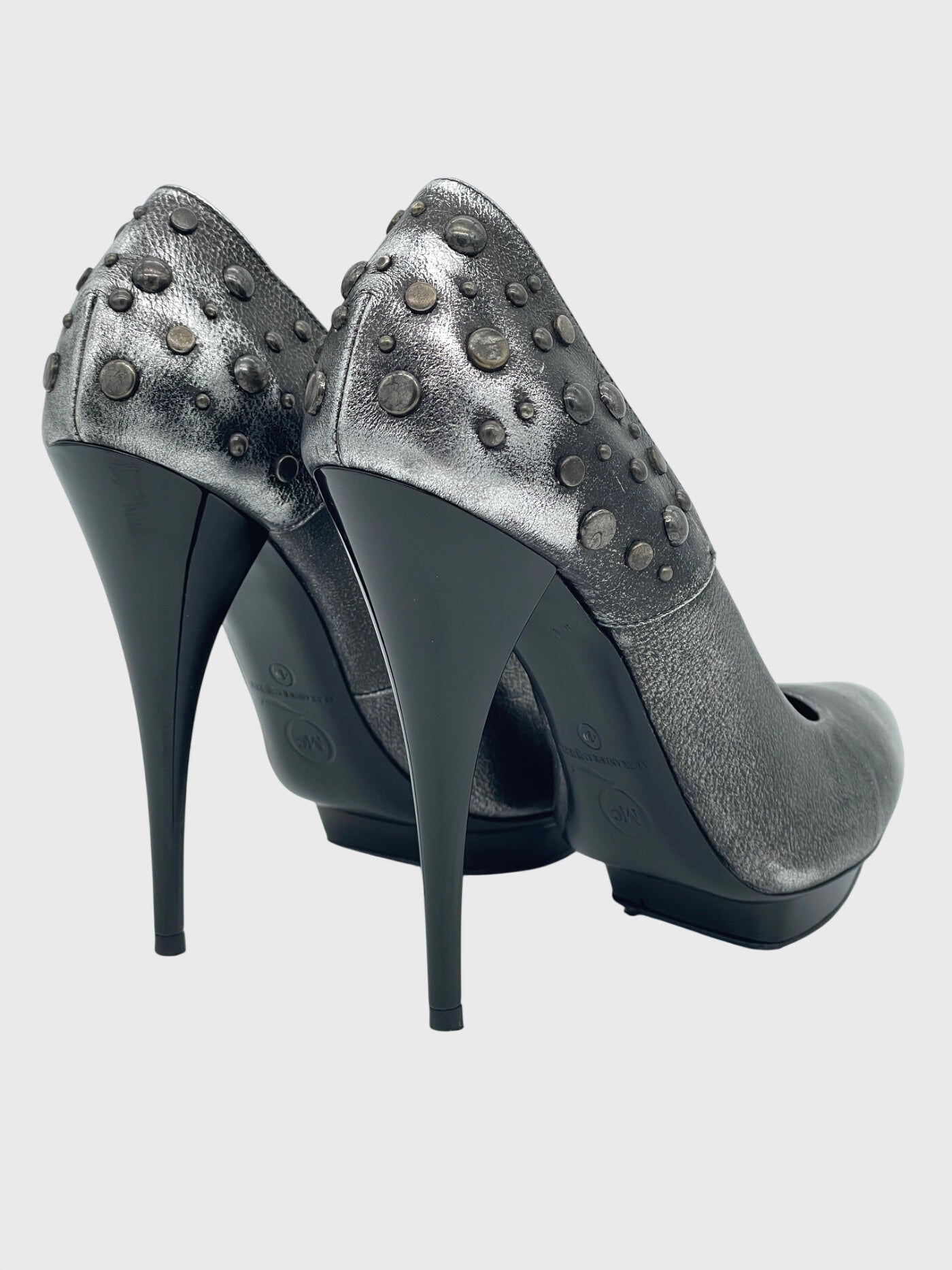 Alexander McQueen Studded Platform Plateau Pump EU 40 Metallic - Image 4
