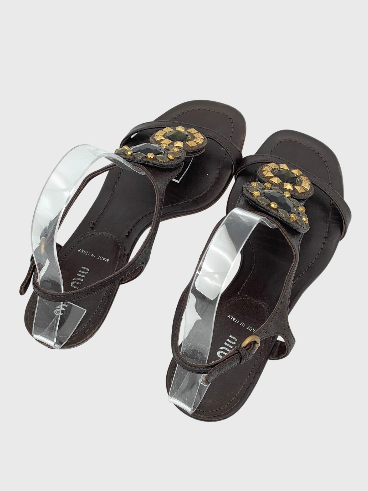 Miu Miu Crystal And Stud Embellished Sandale mit Absatz EU 37.5 Braun - Image 4