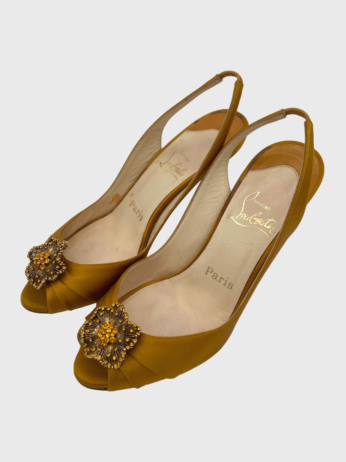 Christian Louboutin Jeweled Slingback Slingback EU 37 Gelb