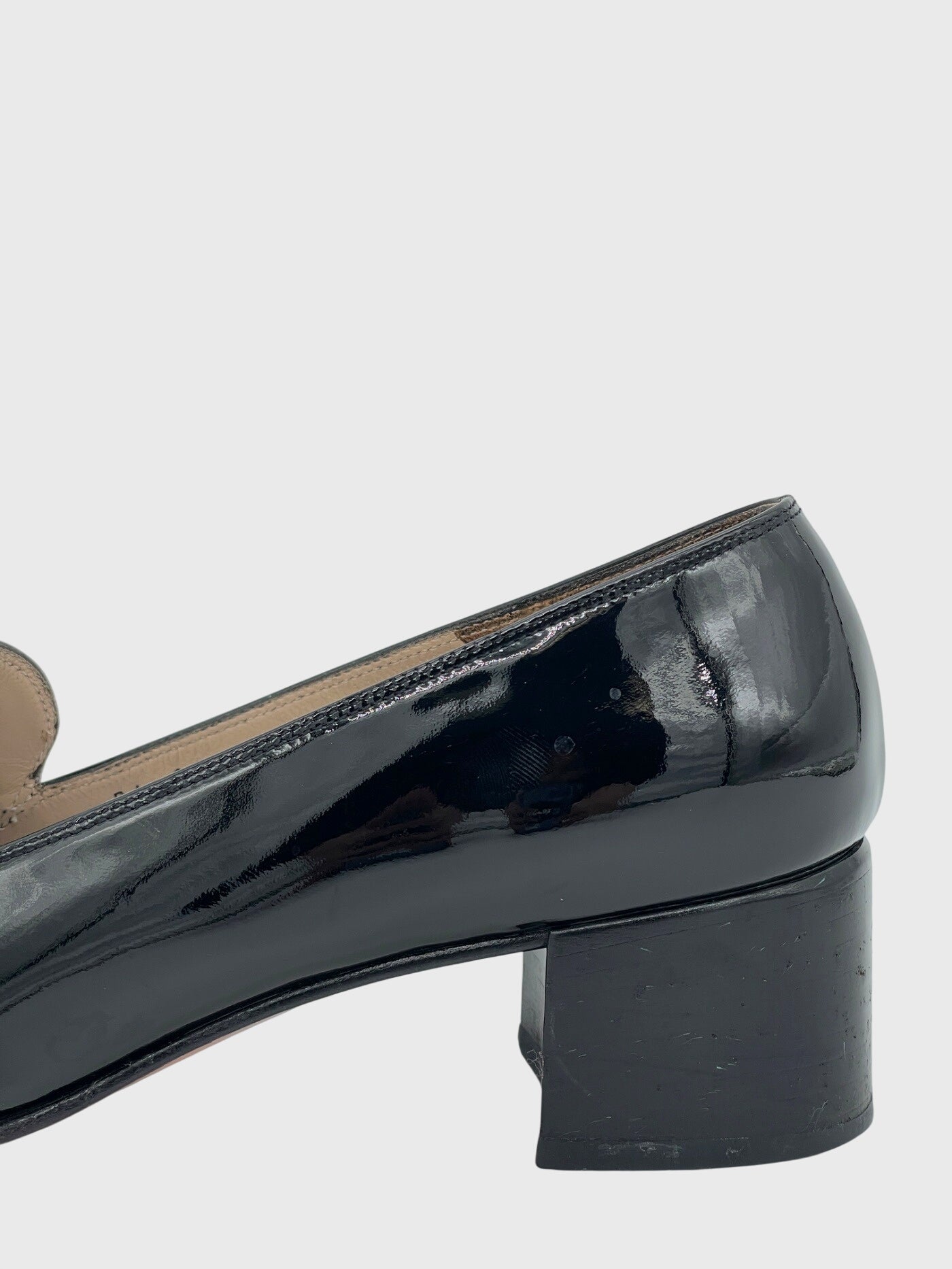 Salvatore Ferragamo Patent Leather Pump EU 38 Schwarz - Image 5