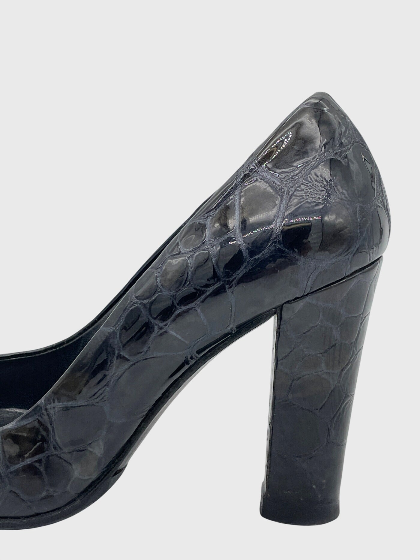 Stuart Weitzman Croc Pattern Pump EU 35 Schwarz - Image 5