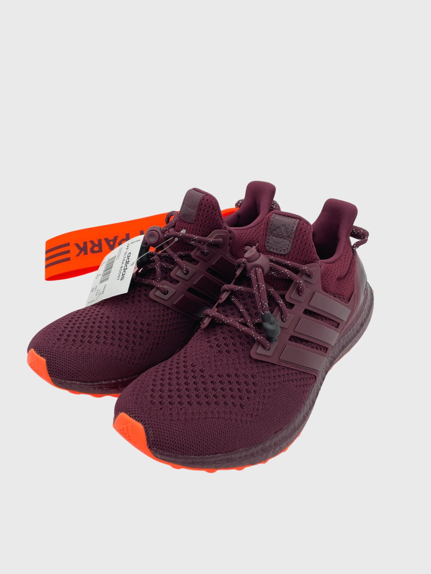 Adidas x Ivy Park Ultra Boost Low Top EU 43.5 Rot