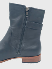 UGG Finnegan Leather Ankle Boot EU 40 Schwarz - Image 5