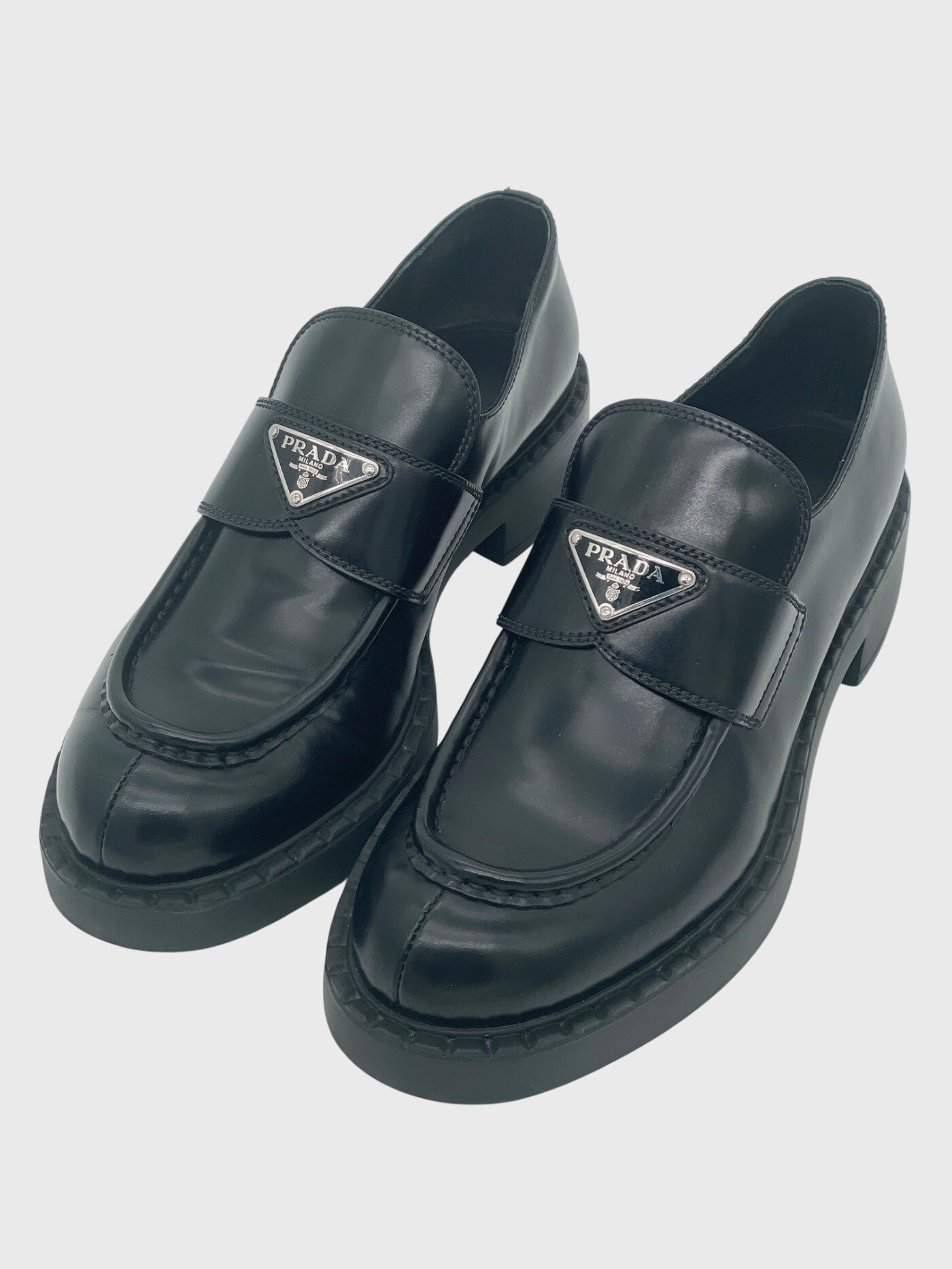 Prada Chocolate Loafer EU 39.5 Schwarz