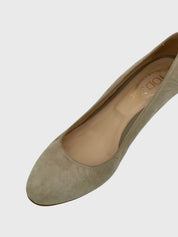 Tod's Almond Toe Wedge Pump EU 39 Beige - Image 6