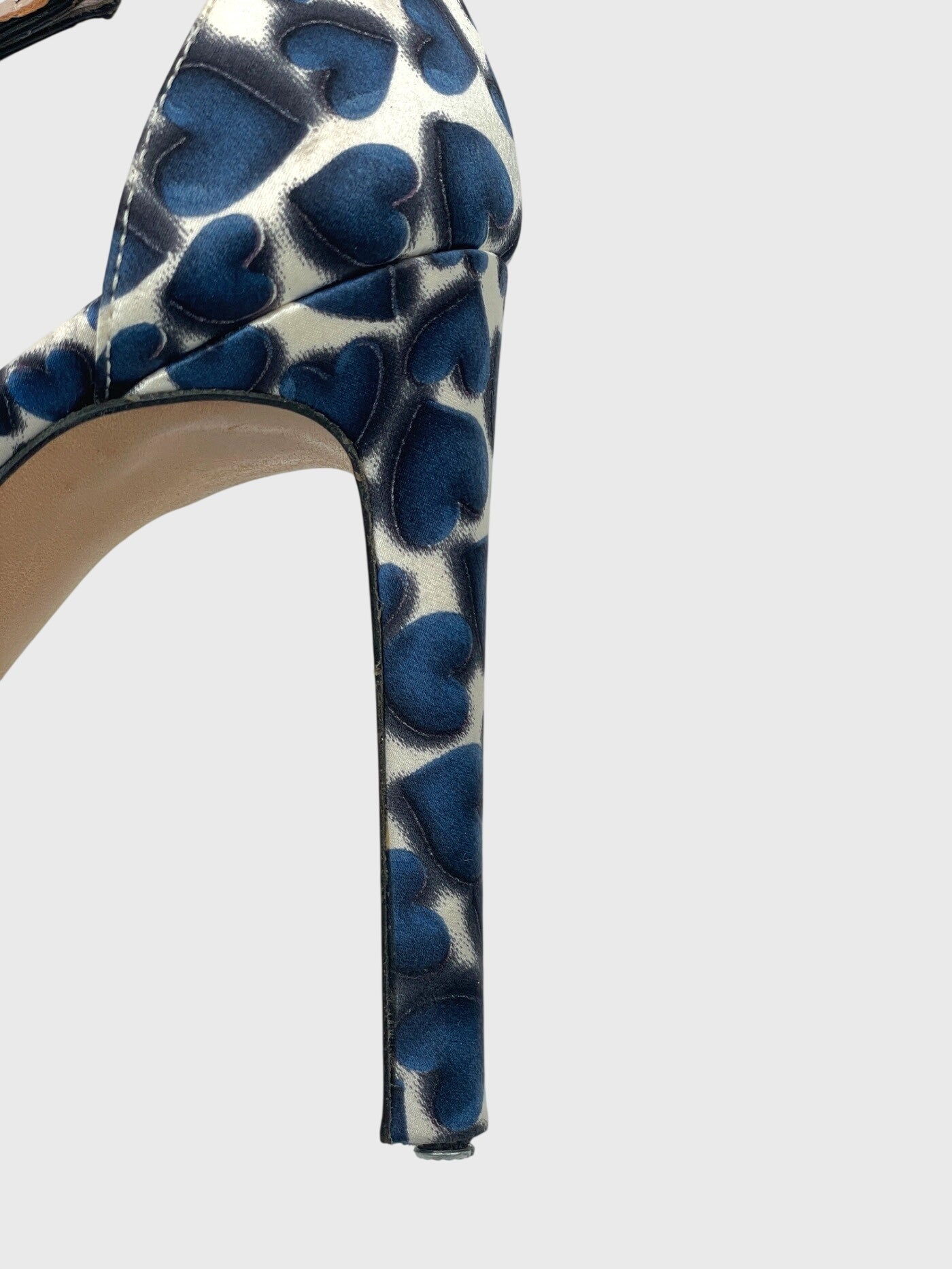 Prada Heart Print Satin Sandale mit Absatz EU 38.5 Blau - Image 6