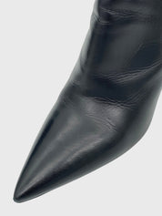 Prada Pointed Toe Buckle Strap Ankle Boot EU 39.5 Schwarz