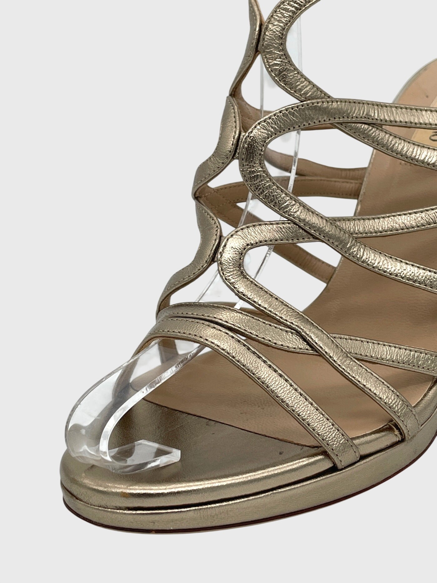 Valentino Garavani Metallic Sandale mit Absatz EU 39 Metallic - Image 6