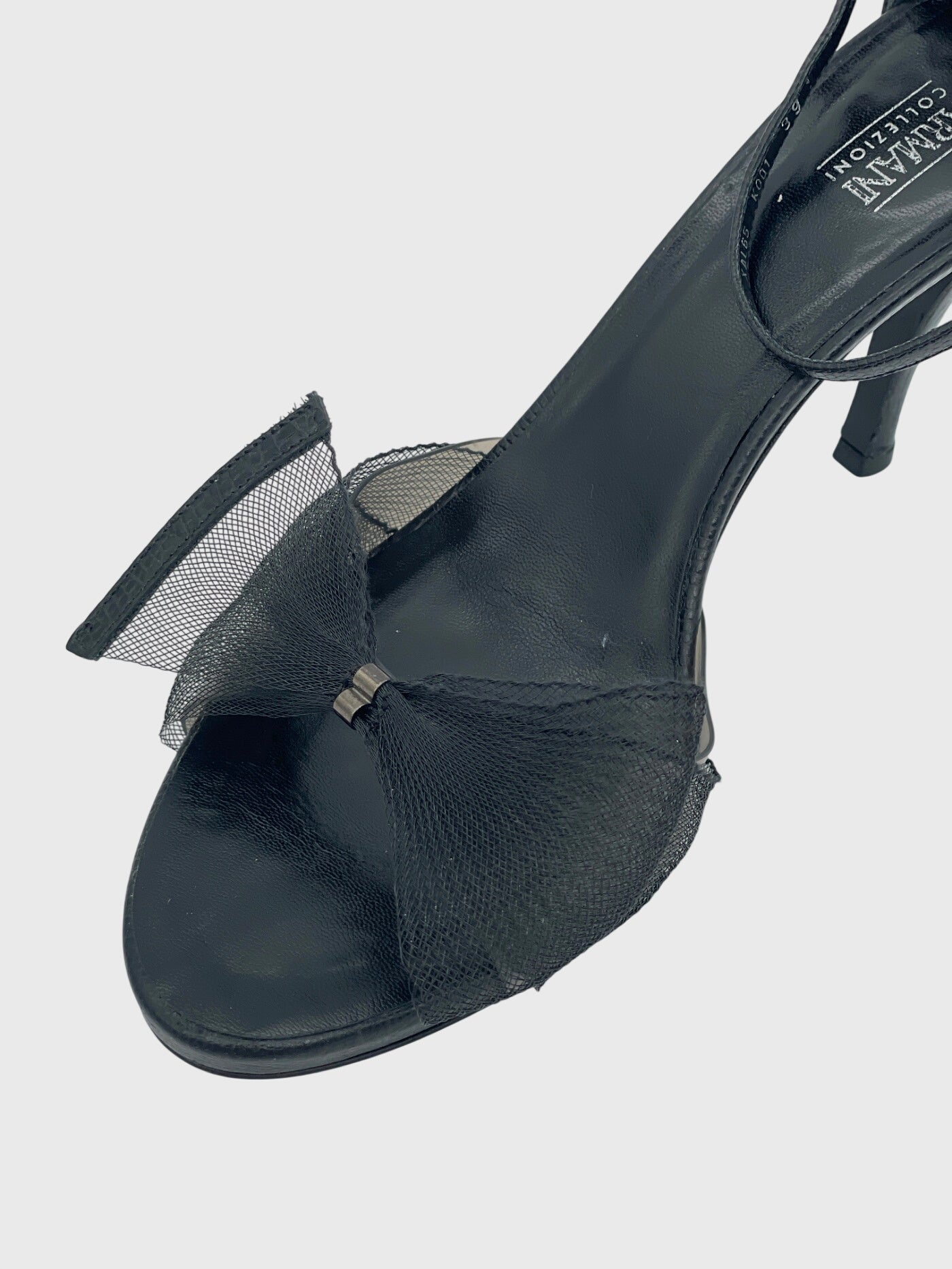 Armani Mesh Bow Sandale mit Absatz EU 39 Schwarz - Image 6