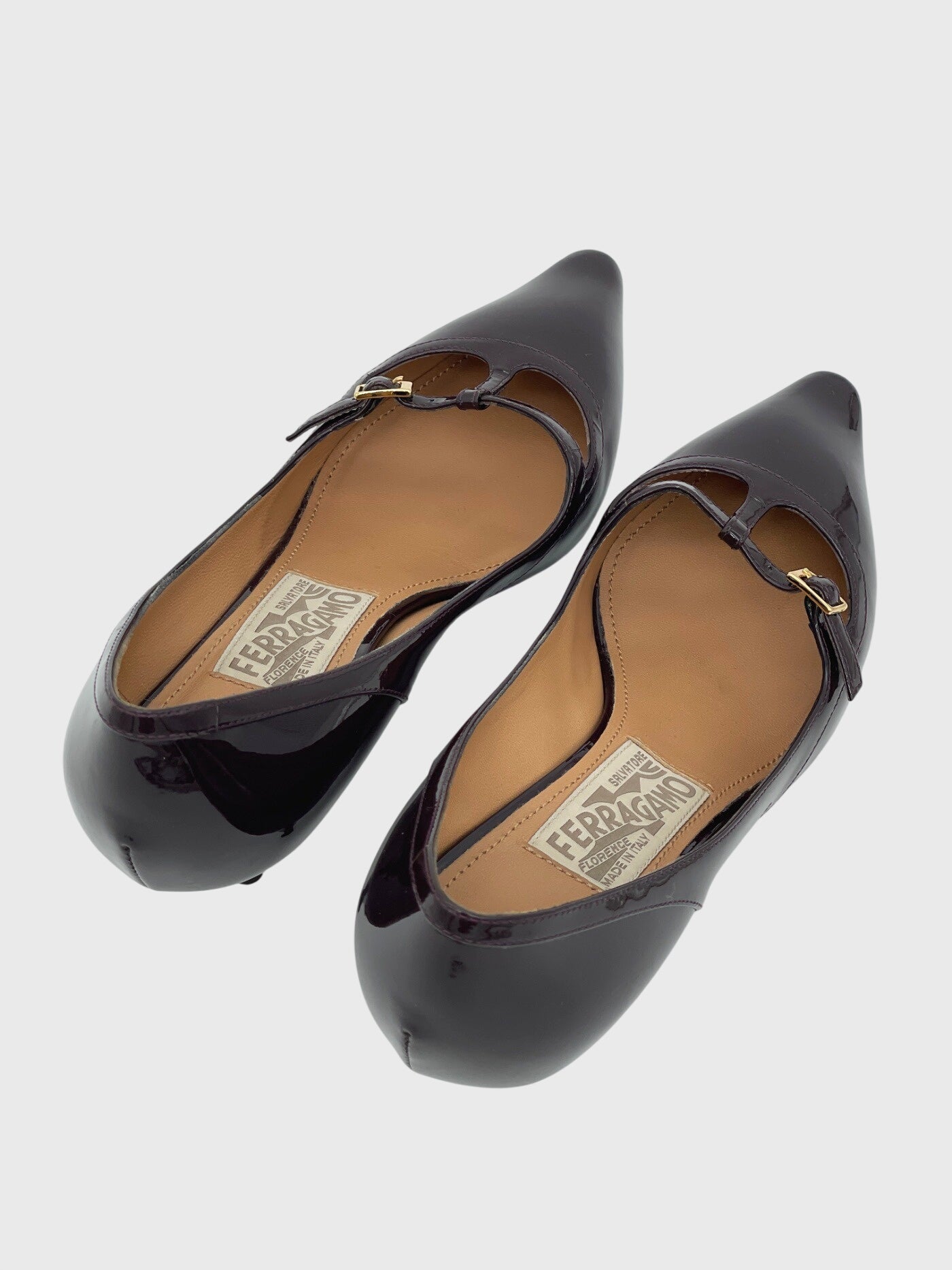 Salvatore Ferragamo T-Strap Kitten Heel EU 37 Lila