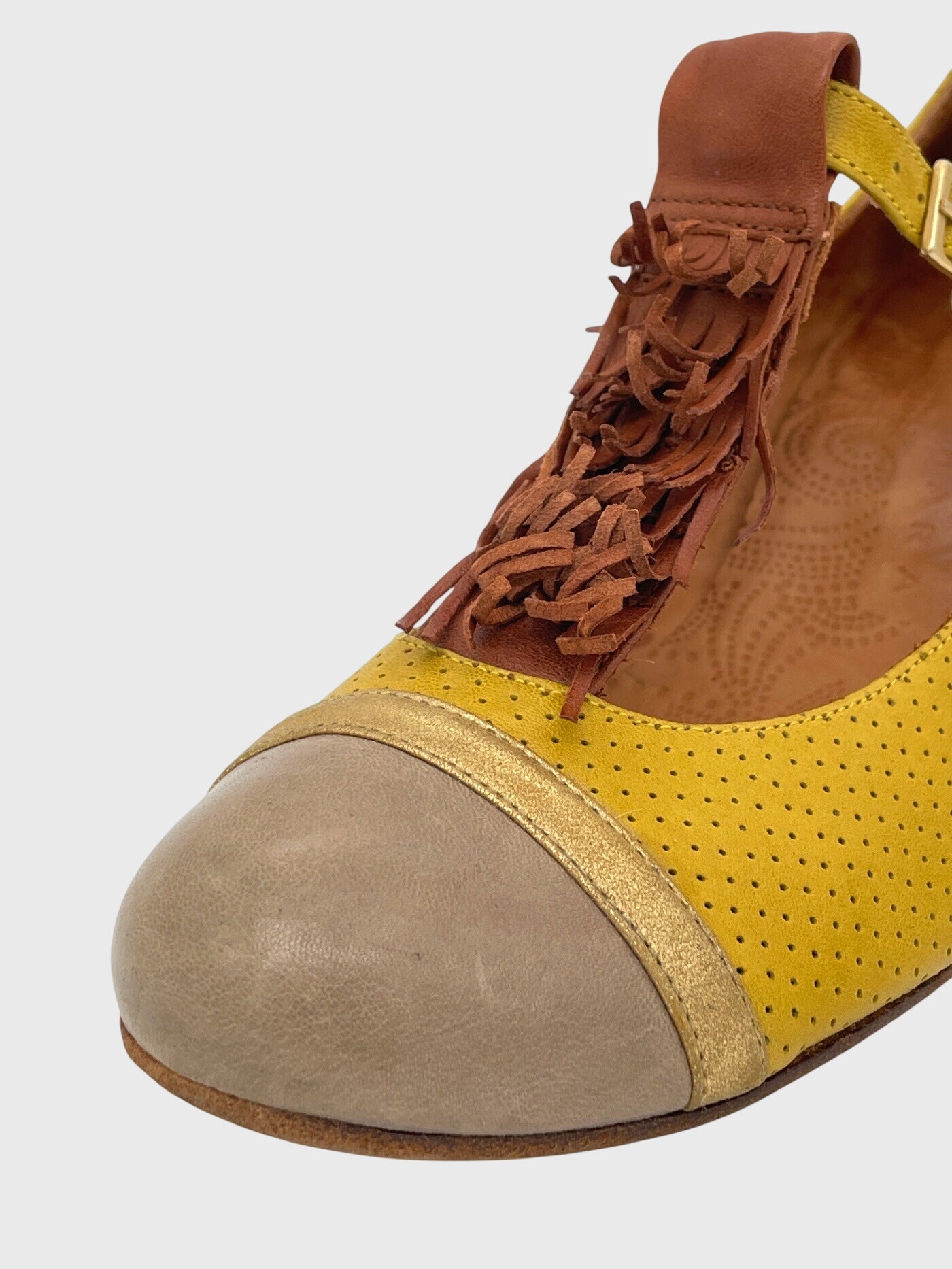 Chie Mihara Block Heel Pump EU 40.5 Gelb - Image 6