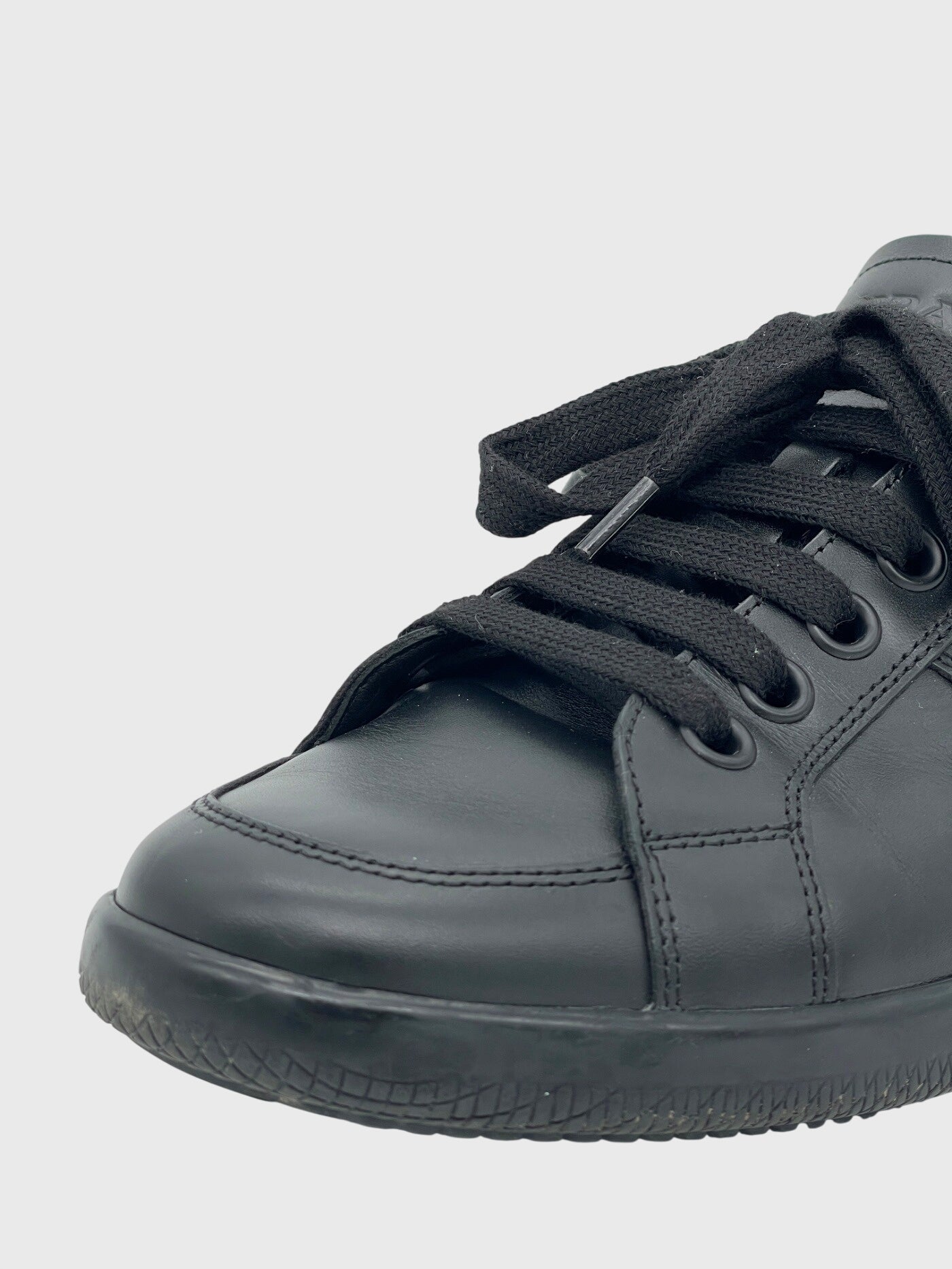 Prada Linea Rossa "Vitello Plume" Low Top Sneaker EU 42 Schwarz - Image 6