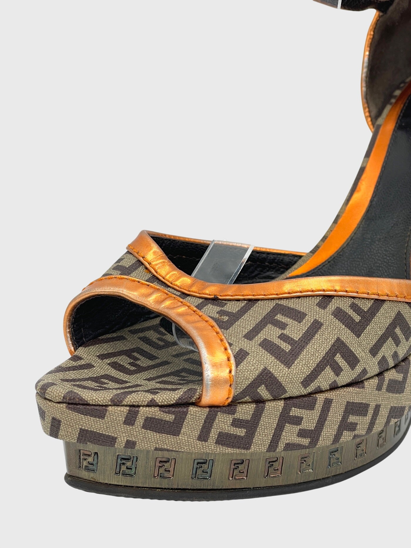 Fendi Delfina Sandale mit Absatz EU 39.5 Braun - Image 6