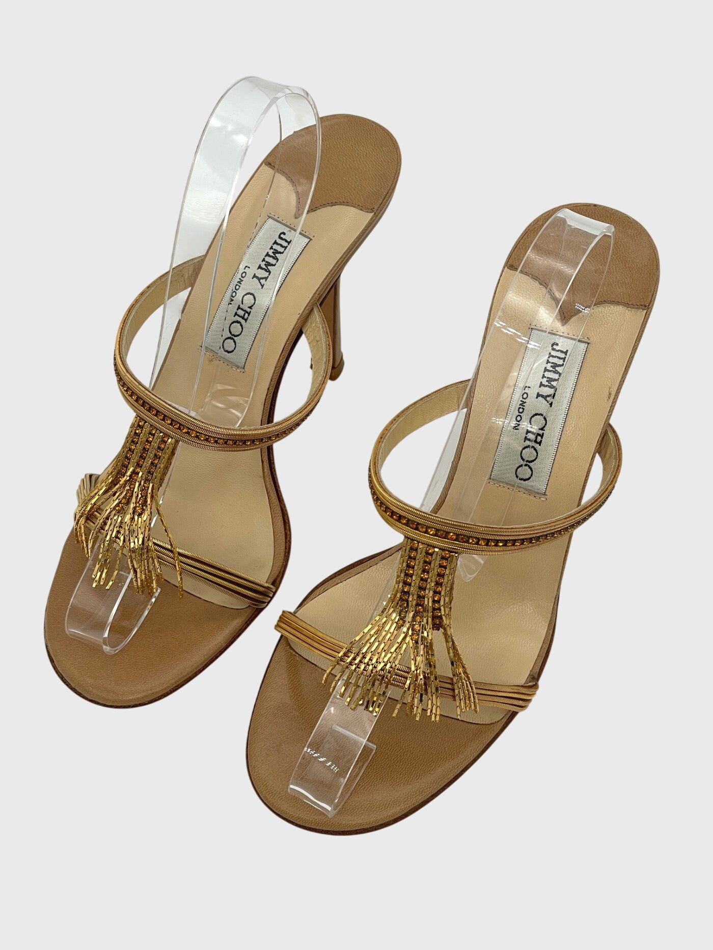 Jimmy Choo Gold Fringe Strappy Sandale mit Absatz EU 35.5 Beige