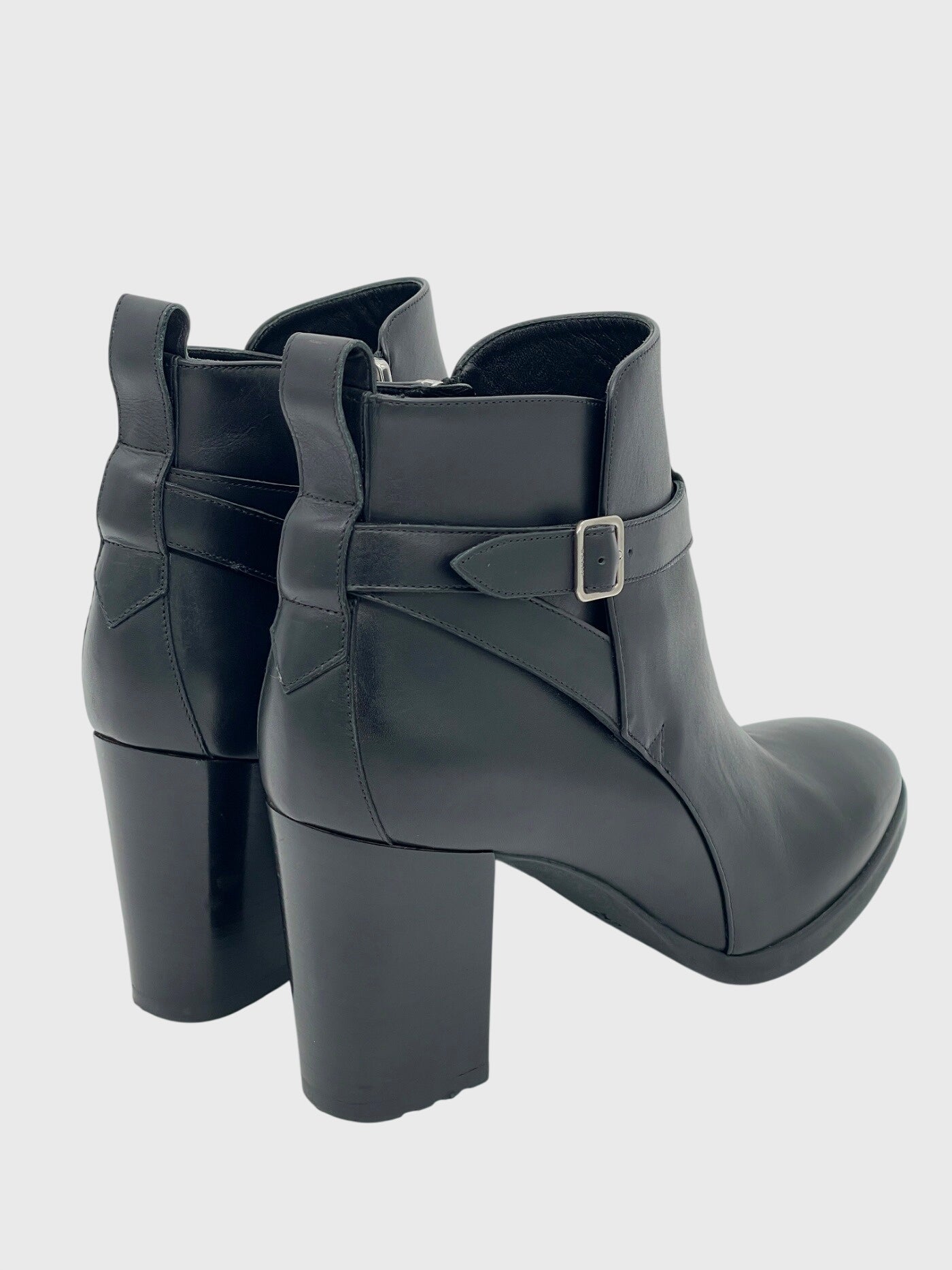 Bally Leather Wrap Ankle Boot EU 40 Schwarz