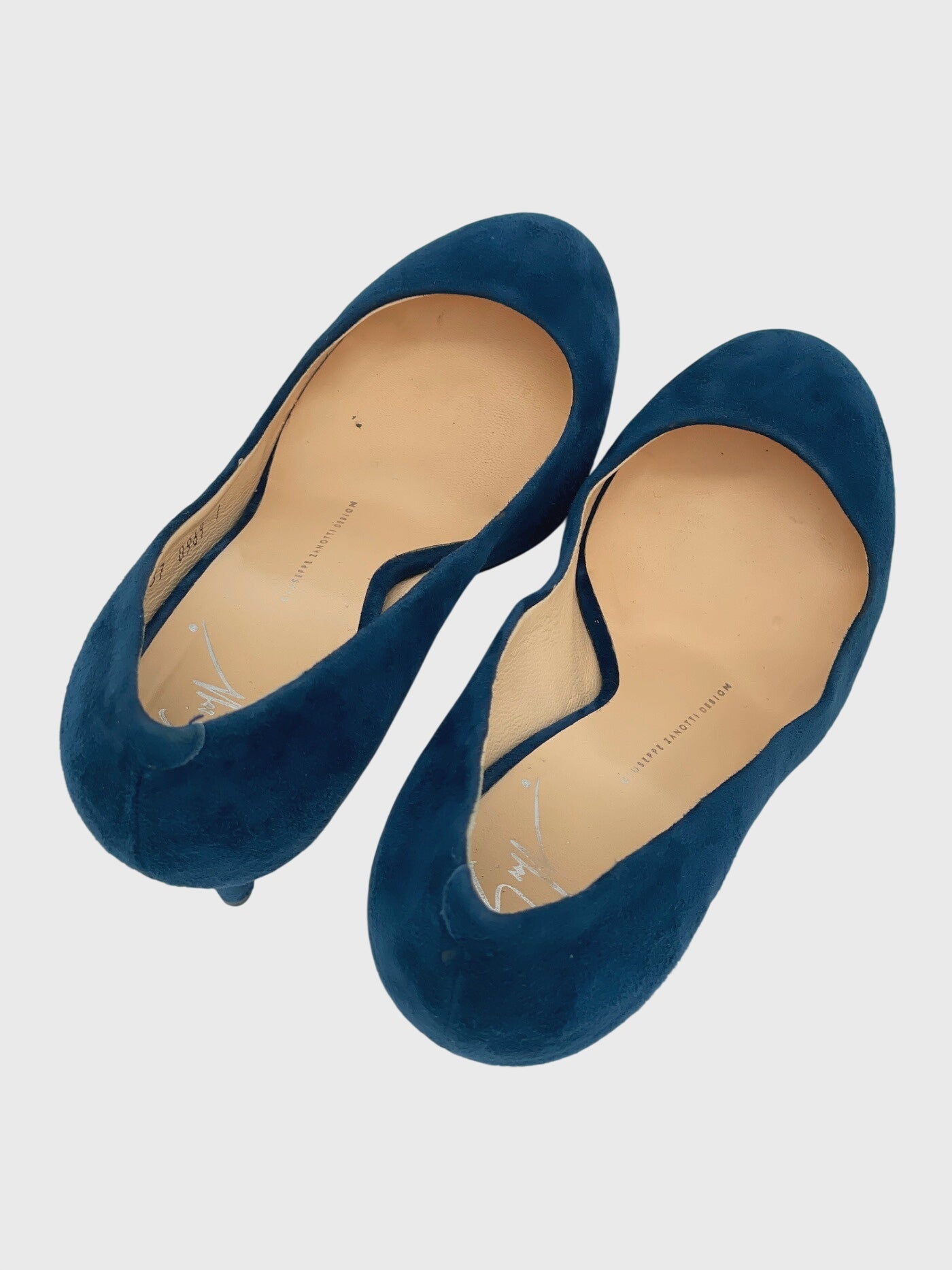 Giuseppe Zanotti Suede Round Toe Pump EU 37 Blau