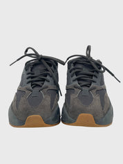 Adidas Yeezy Boost 700 Utility Black Low Top Sneaker EU 38 Grau