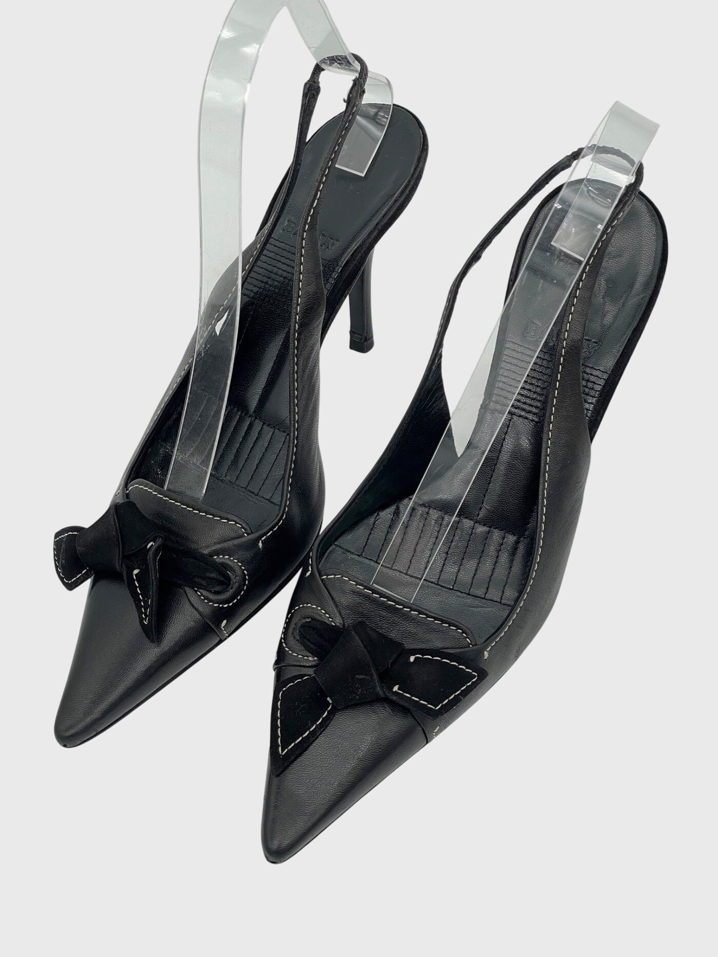Bally Pointed Toe Bow Slingback EU 38 Schwarz