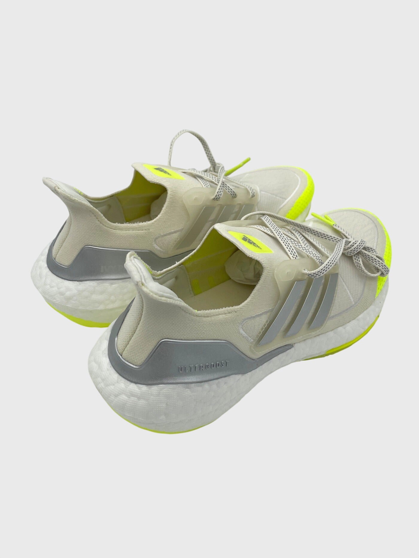 Adidas x Ivy Park Ultraboost Low Top Sneaker EU 42 Mehrfarbig