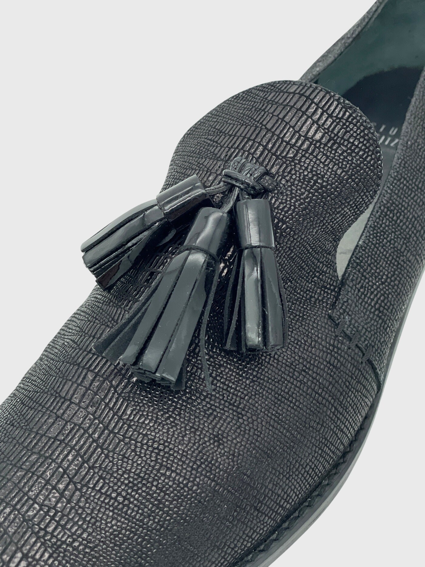 Stuart Weitzman Lindi Tassel Loafer EU 42 Schwarz