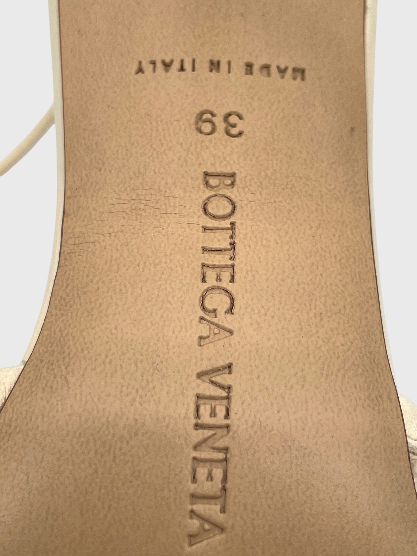 Bottega Veneta Stretch Pump EU 39 Beige - Image 9