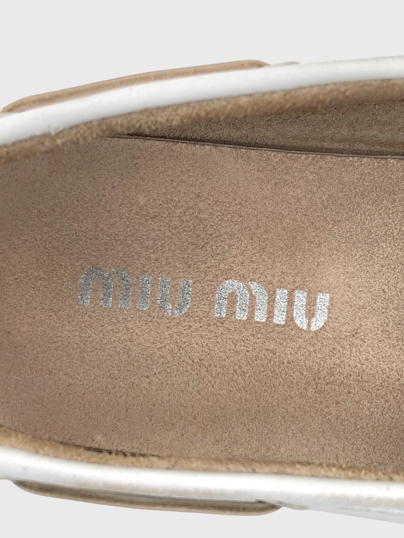 Miu Miu Boat Mokassin EU 40 Weiß
