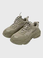 Balenciaga Triple S Low Top Sneaker EU 43 Beige