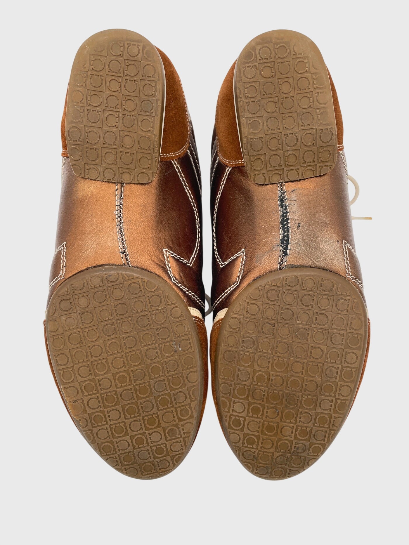Salvatore Ferragamo Bronze Metallic Low Top Sneaker EU 40 Braun