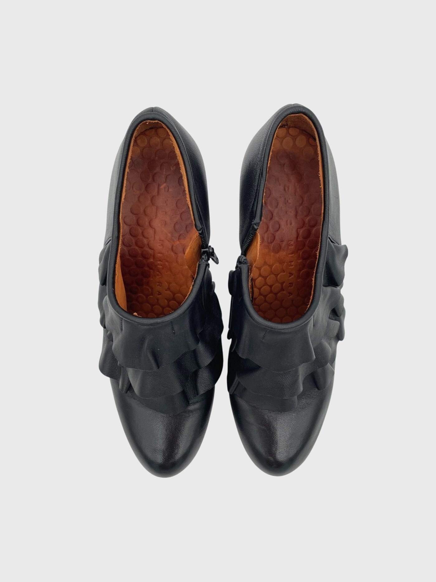 Chie Mihara Ruffle Klassischer Pump EU 39.5 Schwarz