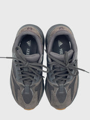 Adidas Yeezy Boost 700 Utility Black Low Top Sneaker EU 38 Grau