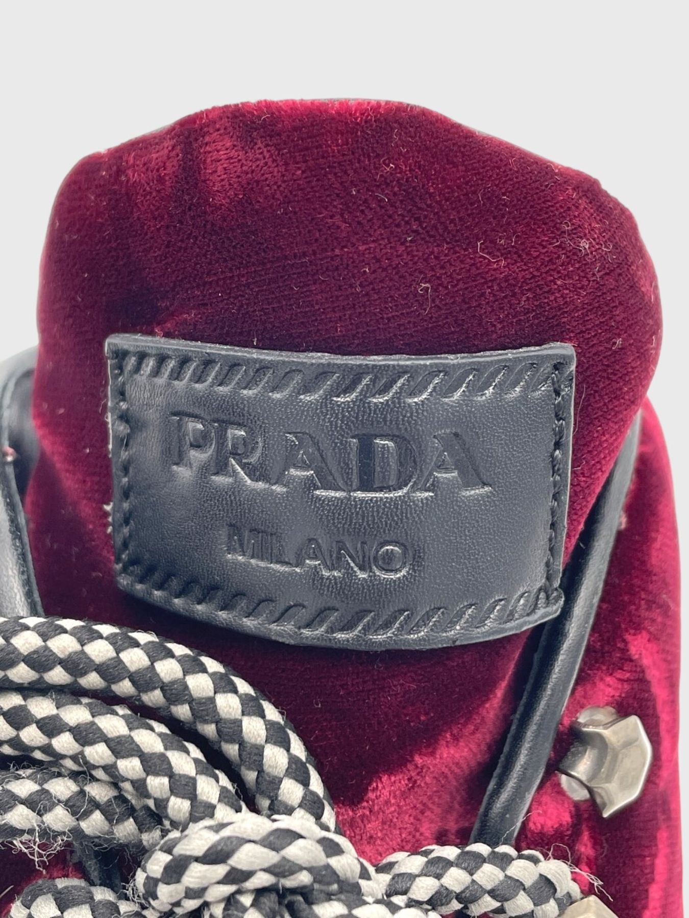 Prada Bordo Velvet Combat Stiefel EU 35 Lila - Image 9