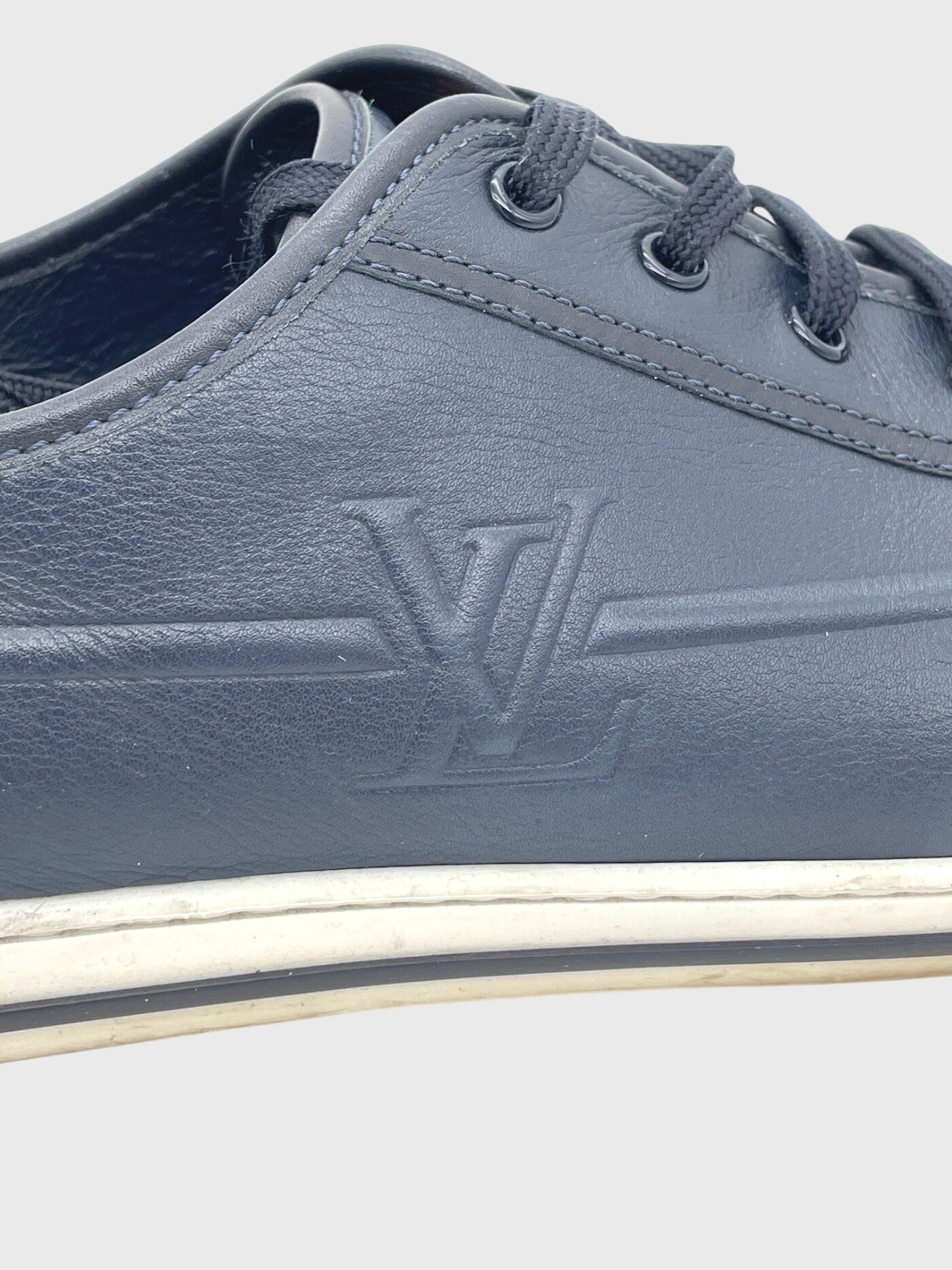 Louis Vuitton Troca Low Top Sneaker EU 43 Blau