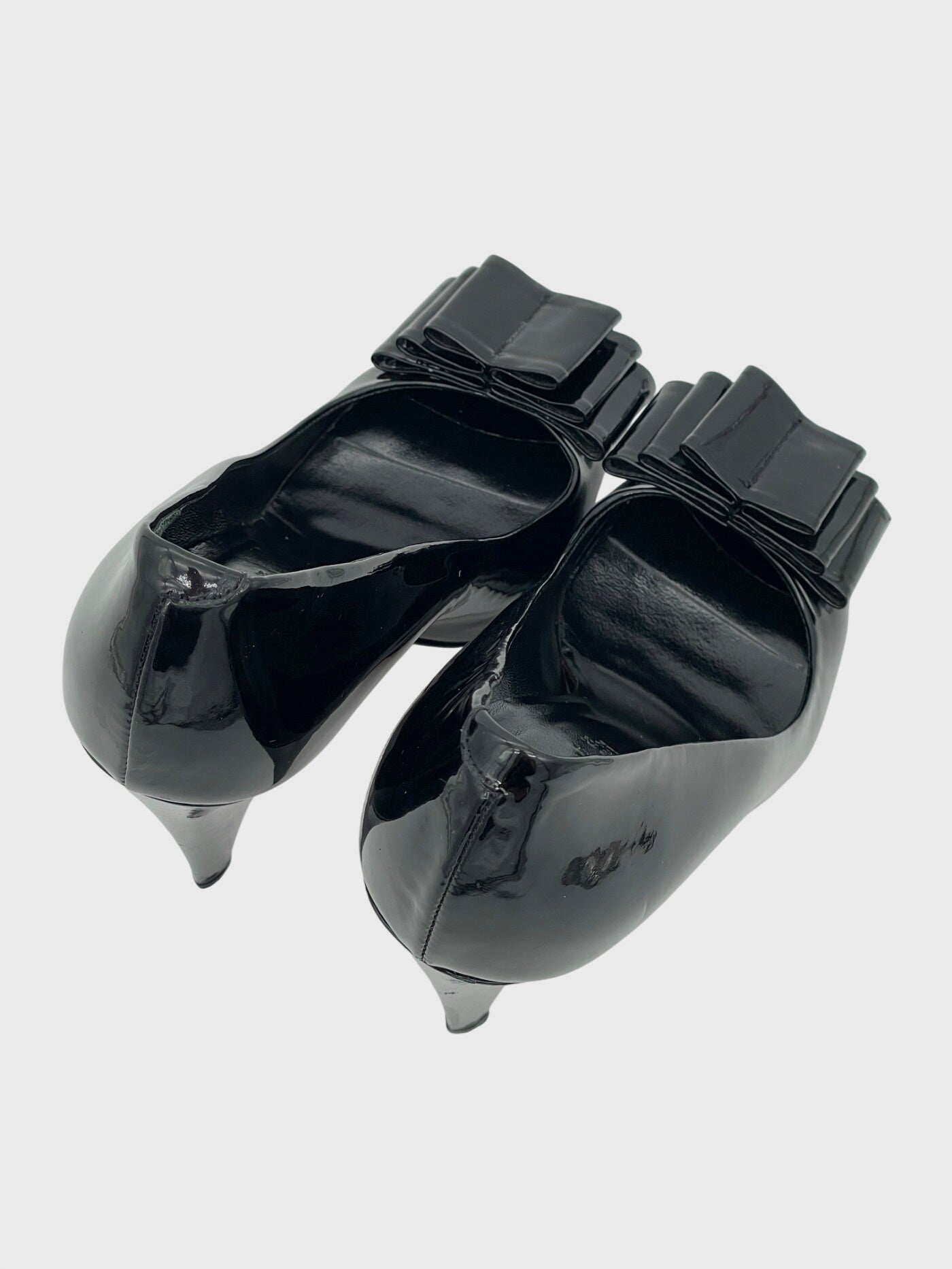 Bally Wilma Peep-Toe Bow Plateau Pump EU 37 Schwarz