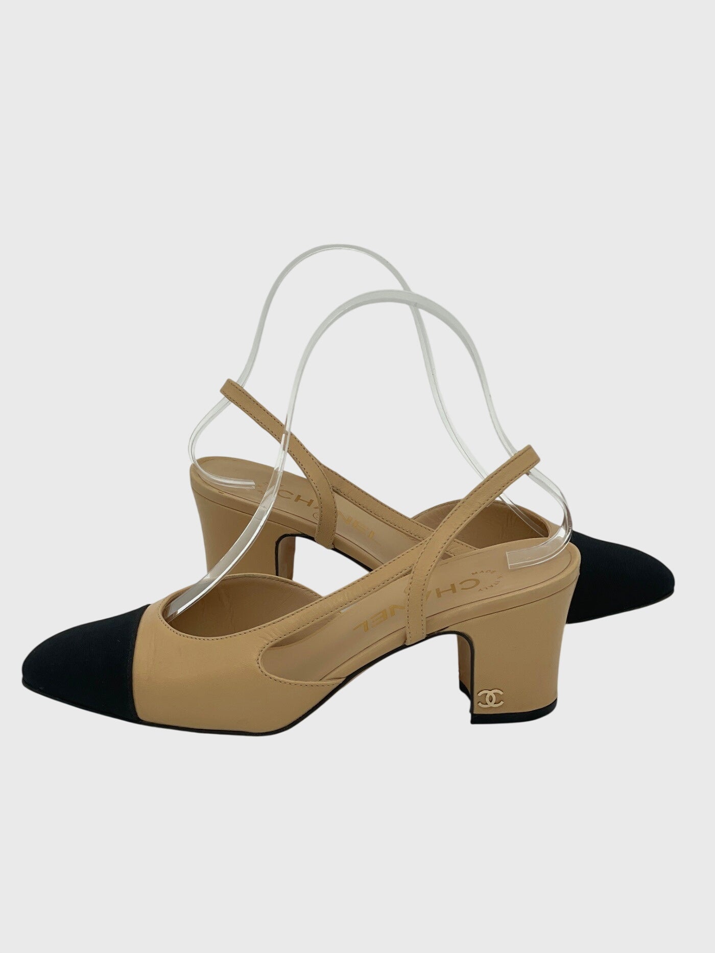 Chanel Classic Slingback EU 36 Beige