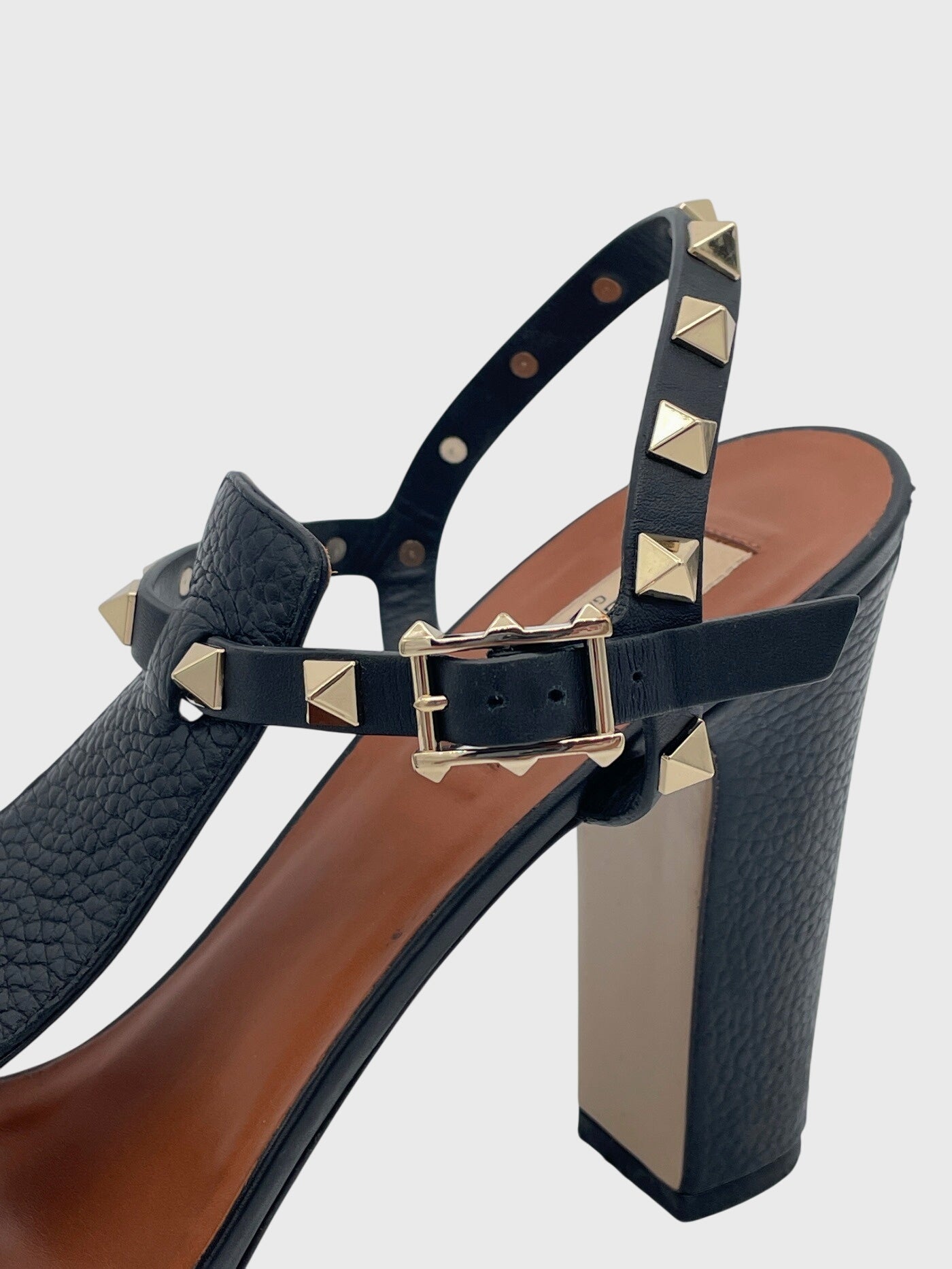 Valentino Rockstud Blockheel Sandale mit Absatz EU 39 Schwarz
