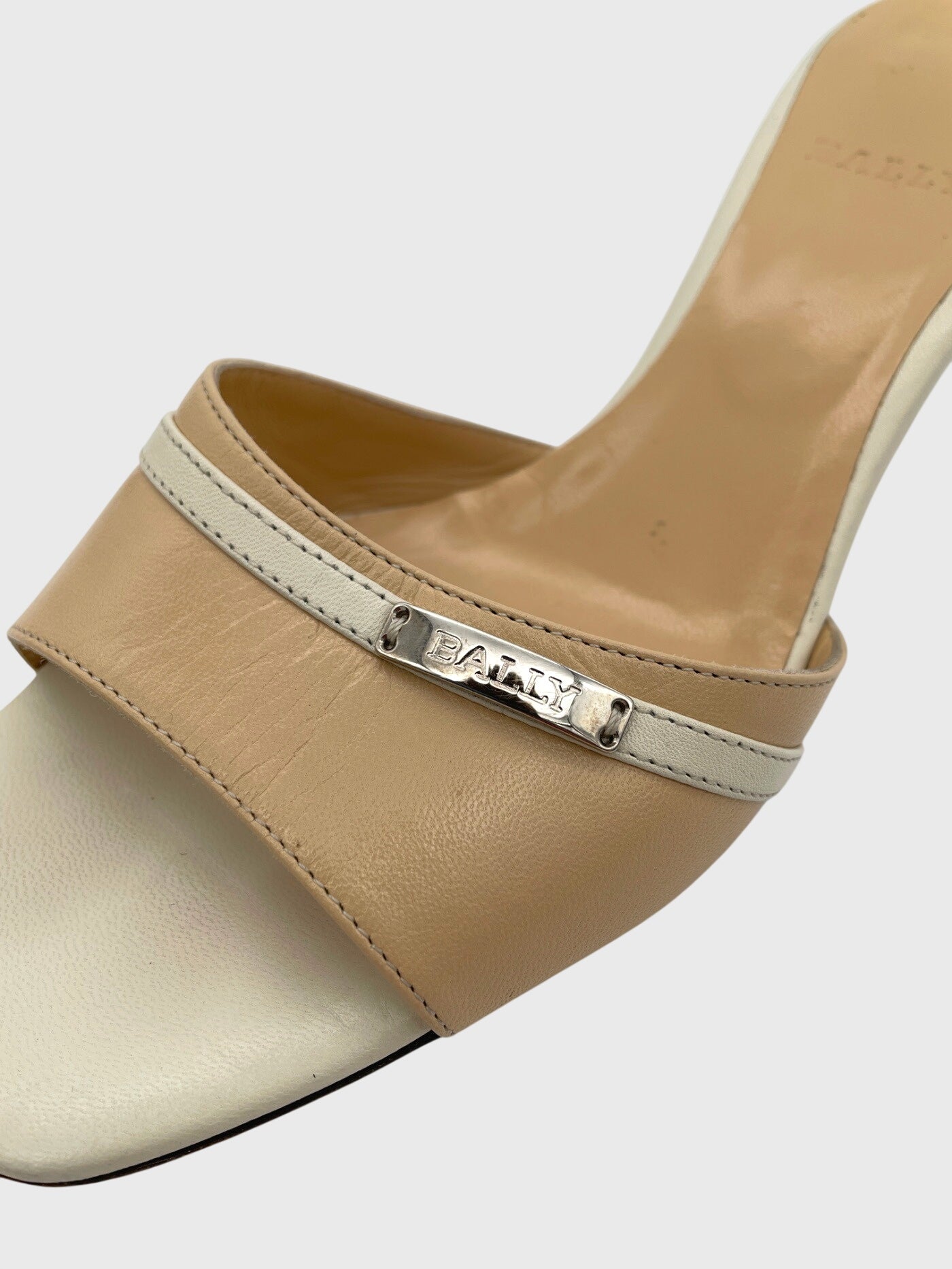Bally Vintage Logo Plate Mule EU 38.5 Beige