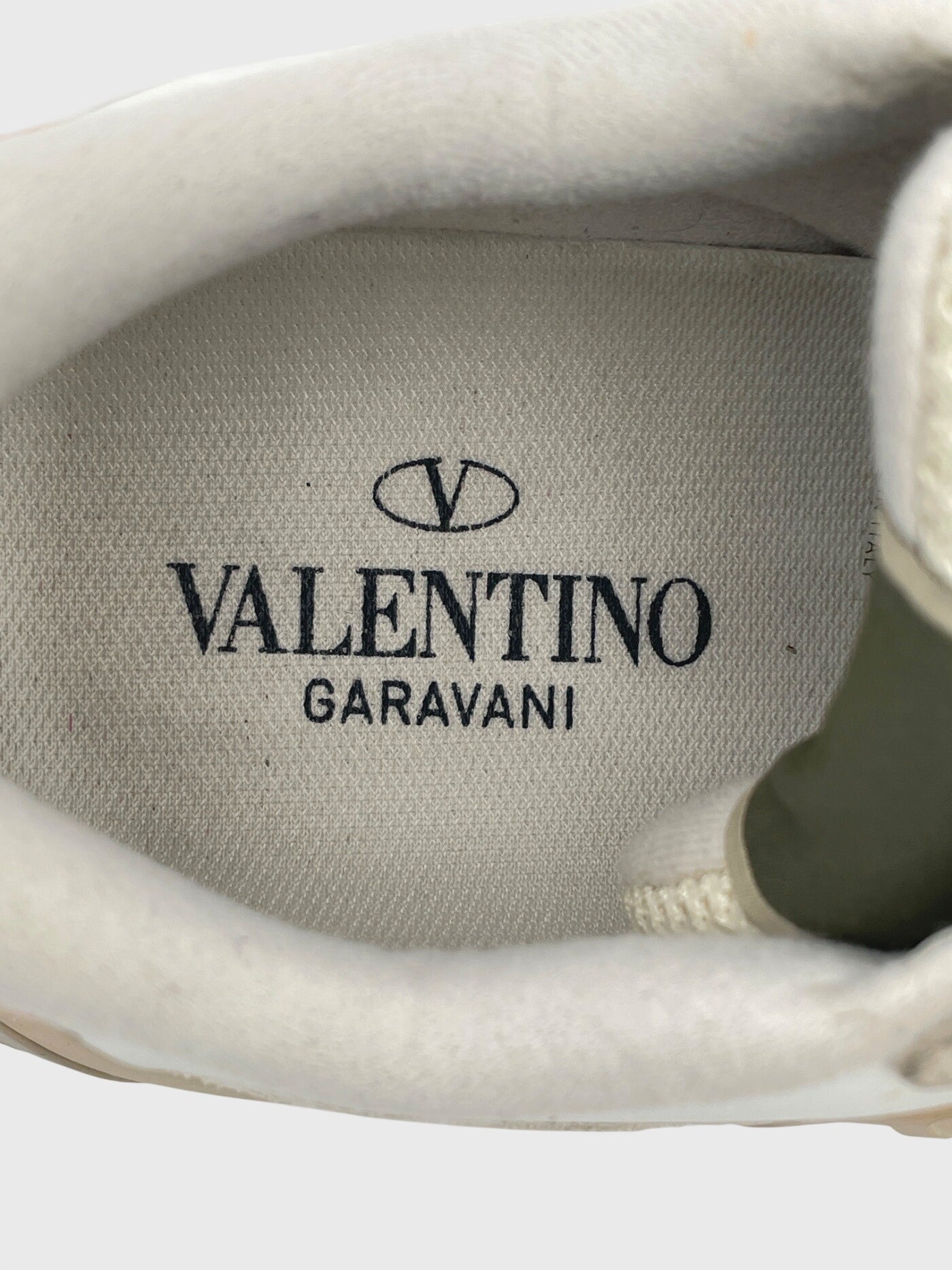 Valentino Bubbleback Low Top Sneaker EU 38.5 Beige